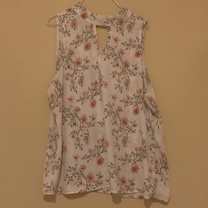 Sleeveless blouse